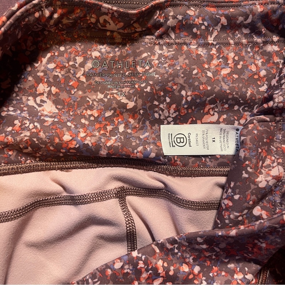 Athleta Rainier Printed Mesh Tight in Mauve/Brown Multi - Size 1X Leggings - Picture 6 of 8